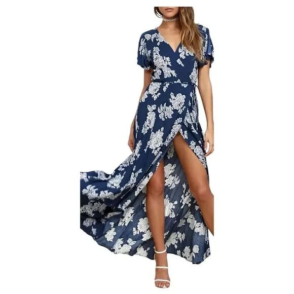 Lulus Dresses & Skirts - Lulu's Midnight Blue and White Floral Maxi Dress